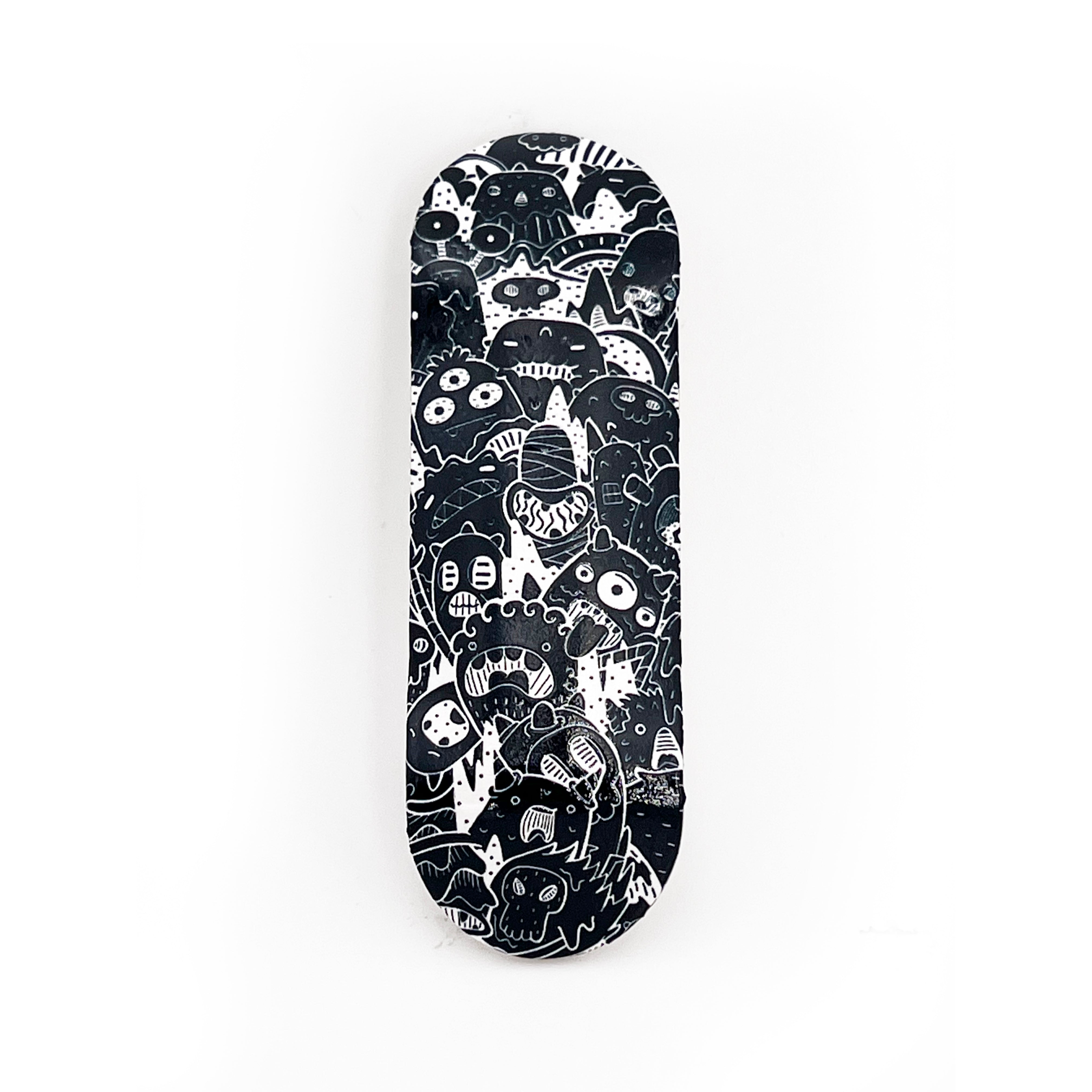 Professional Fingerboard Deck -Black & White Monsters